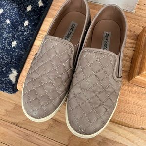 Steve Madden Slip Ons! Size 7.5